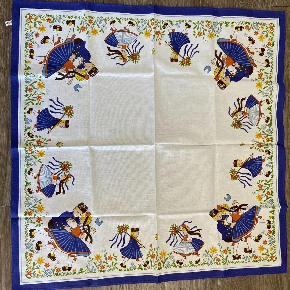 NWOT Dutch Holland European Tablecloth Table Cloth National costumes